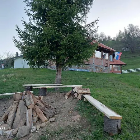 Legat Tri Brata Holiday home *